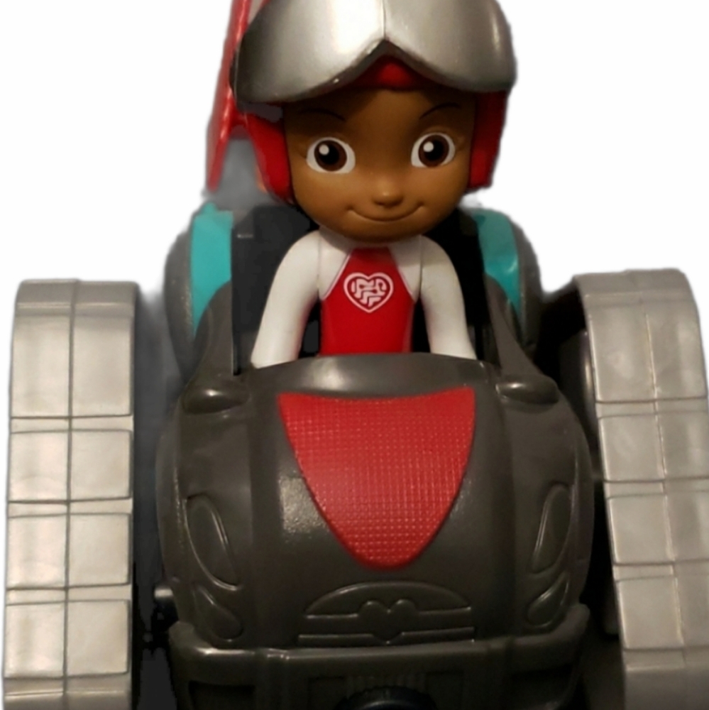 Rusty Rivets Ruby Blaster Tank